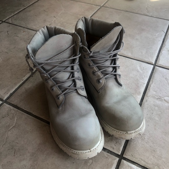Timberland Gray Lace Up Boots - Picture 7 of 9